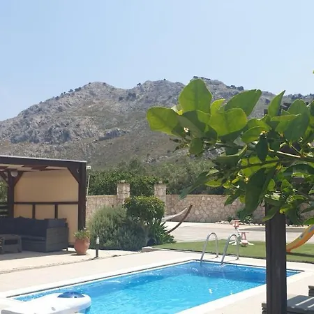 Villa Stergios *